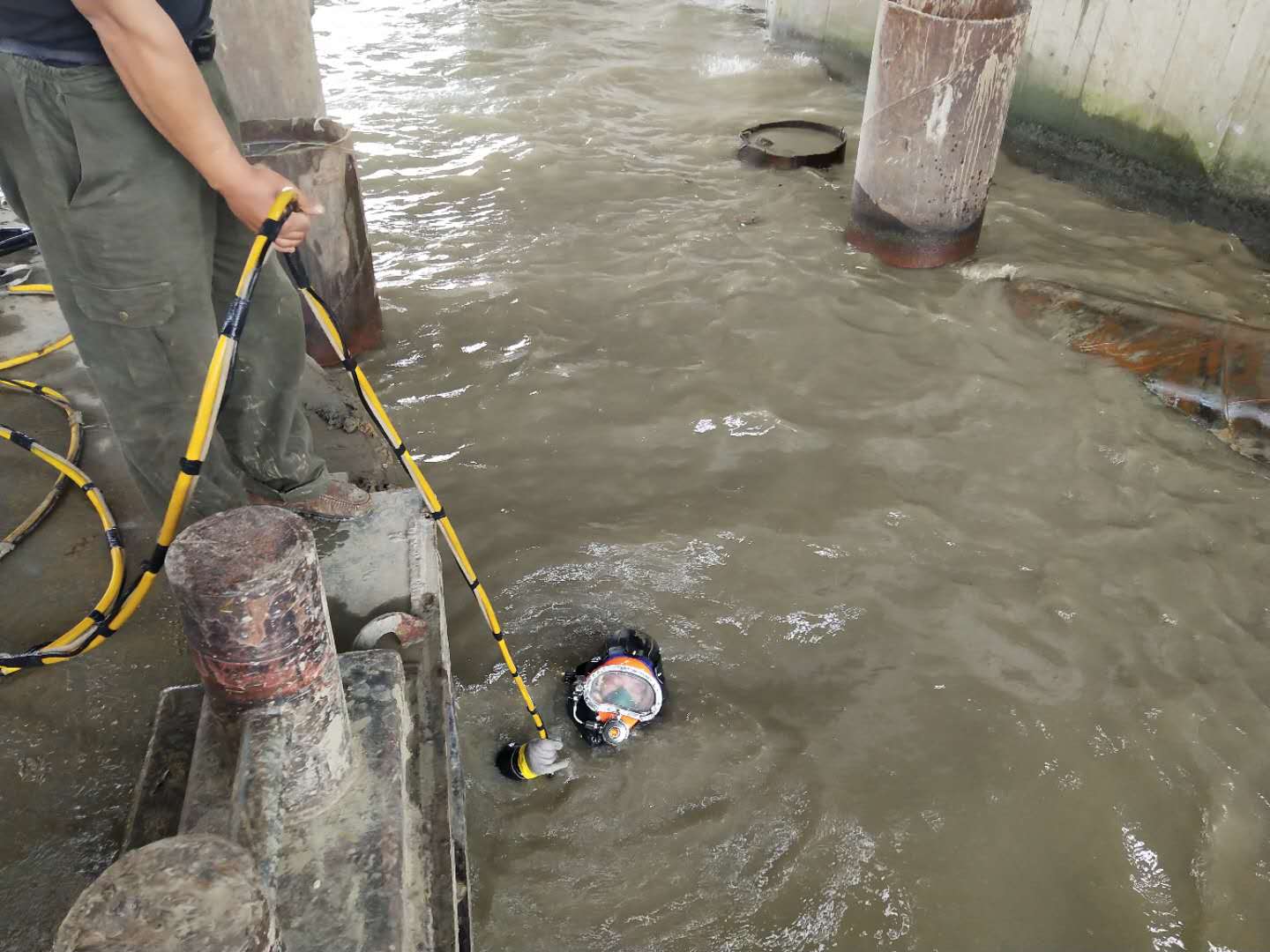 津南水下切割，沉箱改造的 “隐形手术刀”